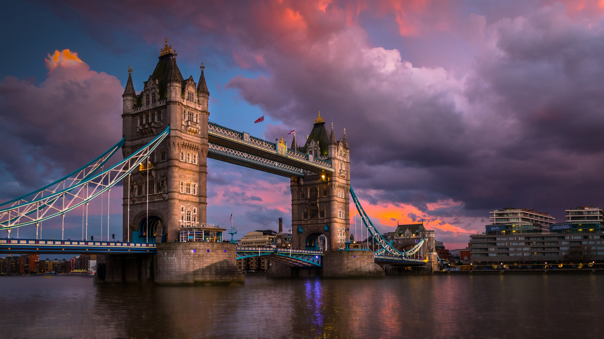 5 London Sites That Every Sherlock Holmes Fan Should Visit
